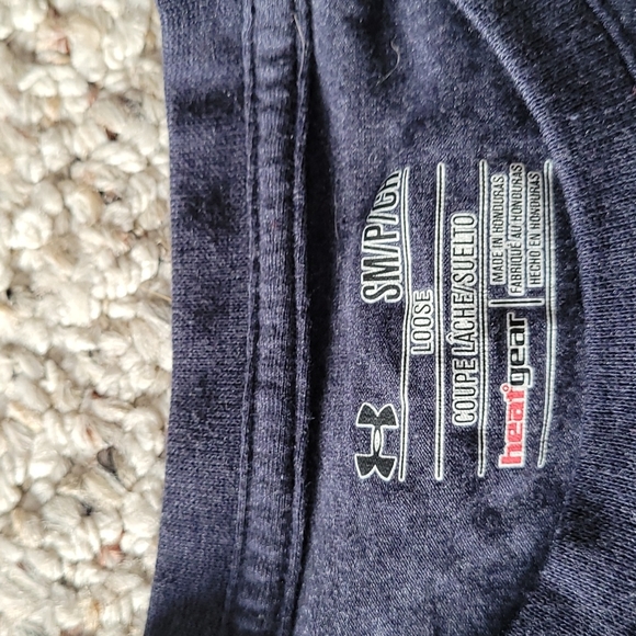 Under Armour tshirt - Picture 2 of 3
